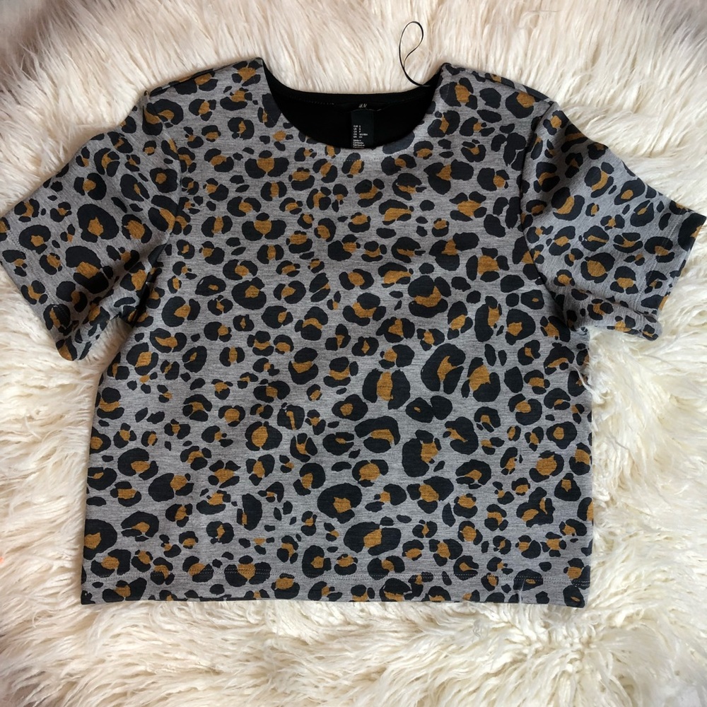 H & M leopard print top